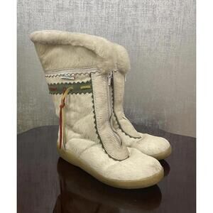 PAJAR Women's White Fur Boots Size 7-7.5 Genuine Shearling Lining (A258)